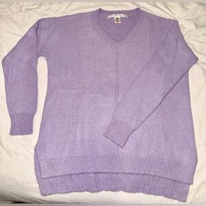 Lavender V-Neck Women's Sweater
